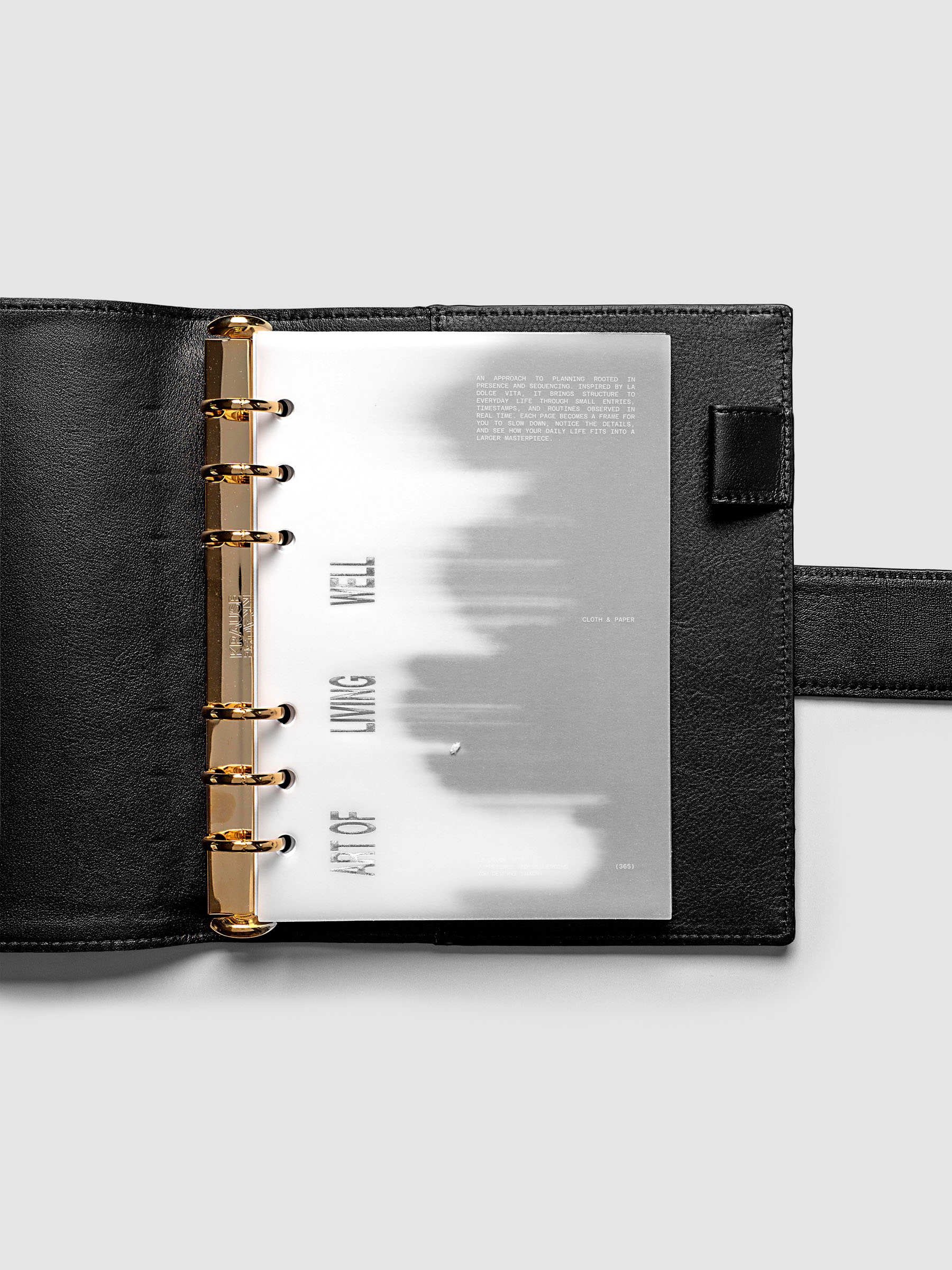 La Dolce Vita Dashboard Duo in Personal Wide 6-Ring Punch, a vellum overlay printed in white ink with silver foil layered over a soft gray gradient cardstock base on a light gray background