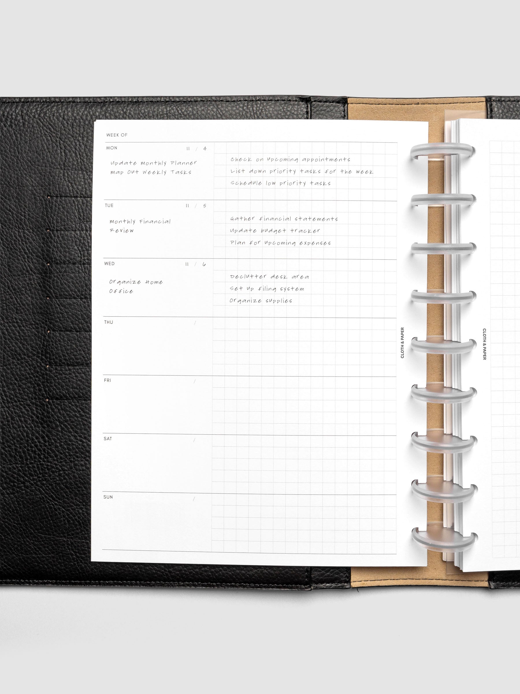 Demo page for Weekly Graph Inserts in size A6 shown discbound.
