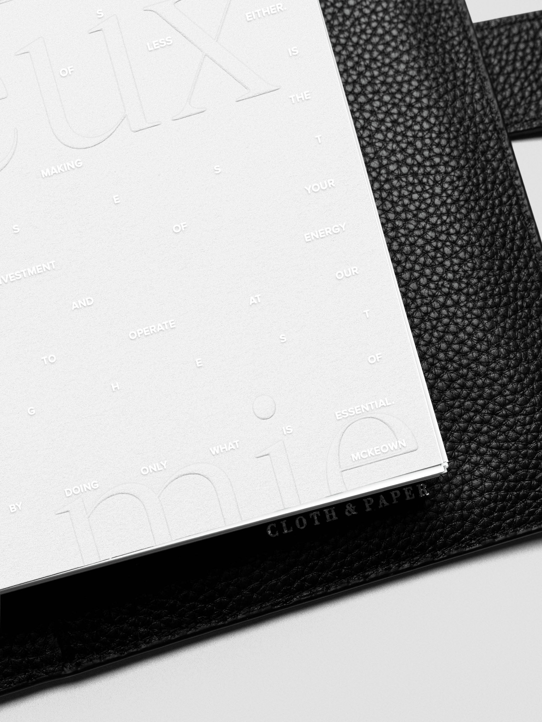 Close up of the Essentialism Dashboard Duo in size A5.