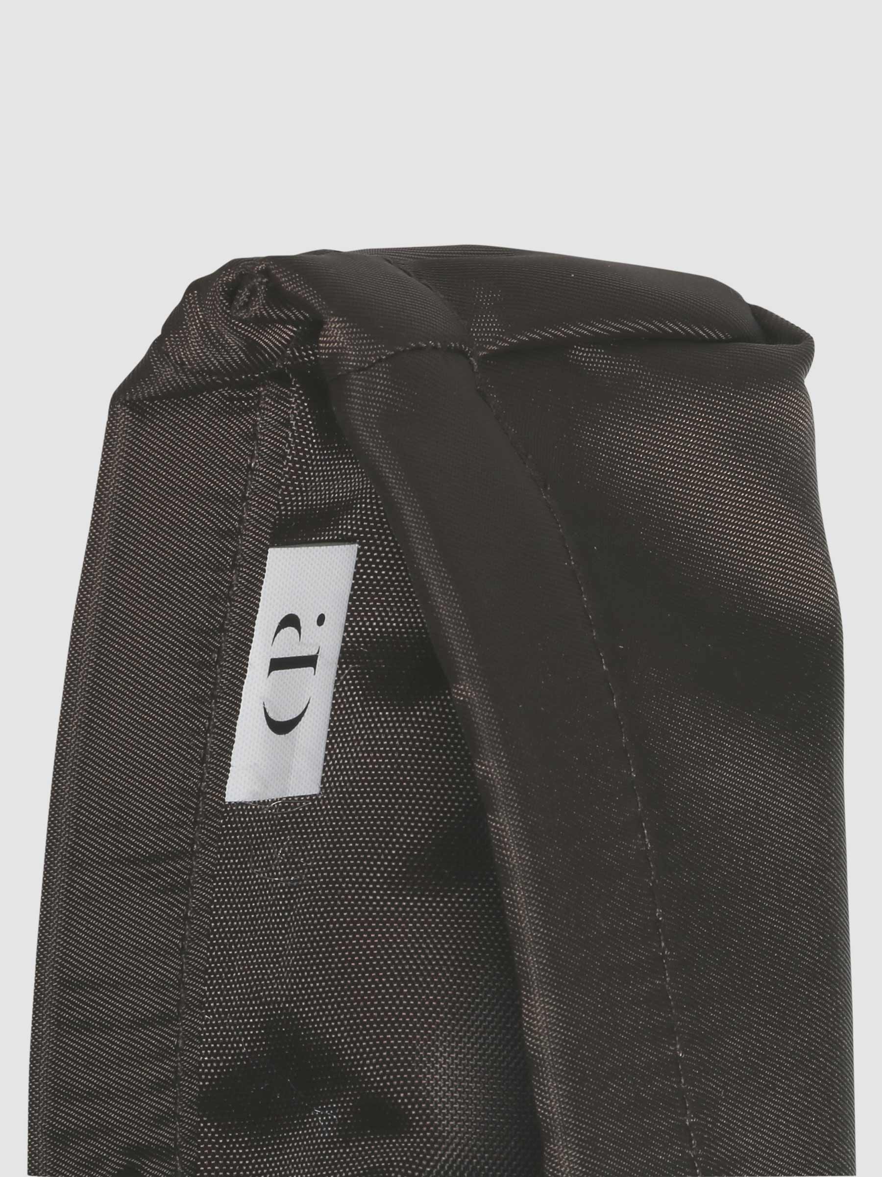 Closeup of Cloth and Paper logo inside Cafe Noir liner.