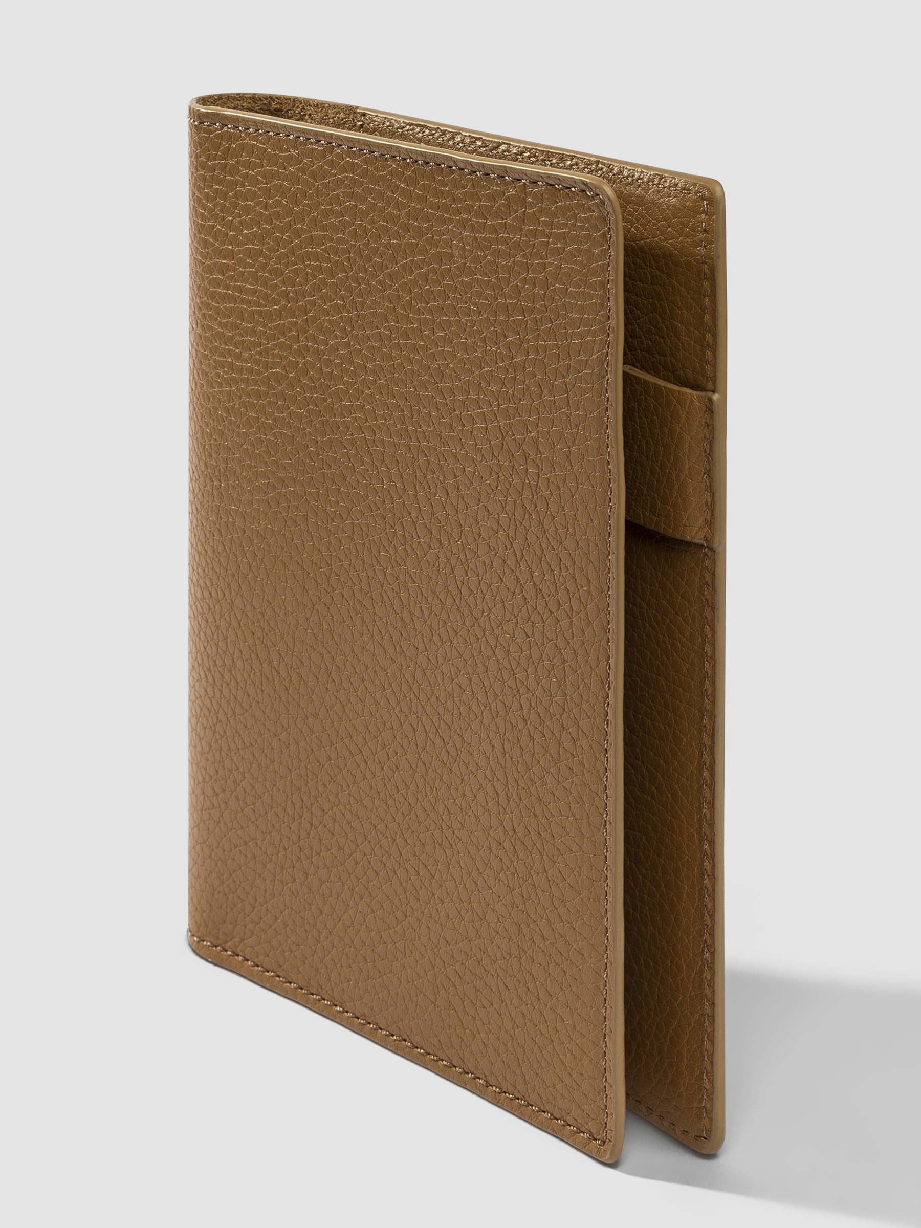 3/4 view of Catalonia folio on a white background.