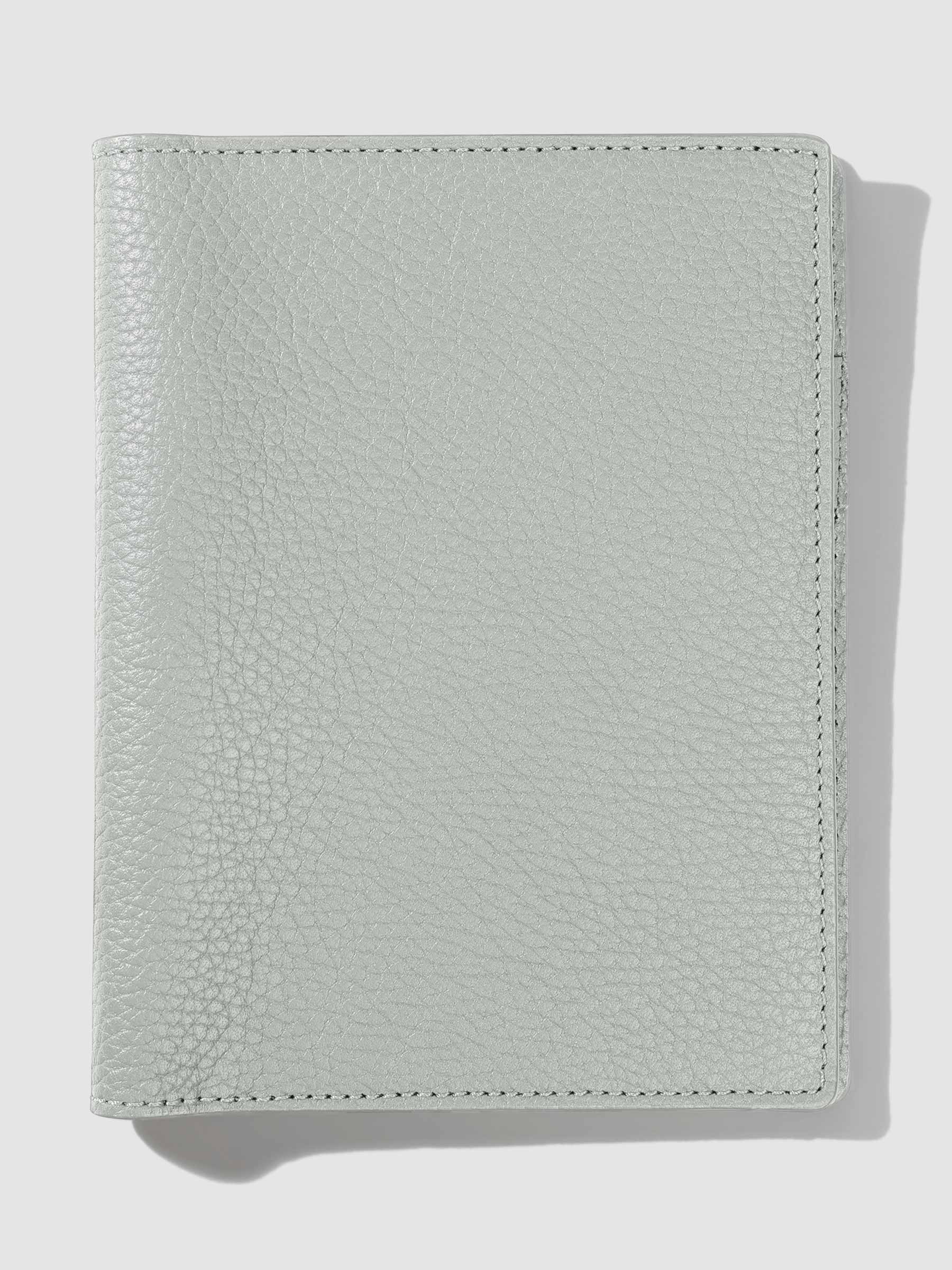 Veleta folio displayed on a neutral background.