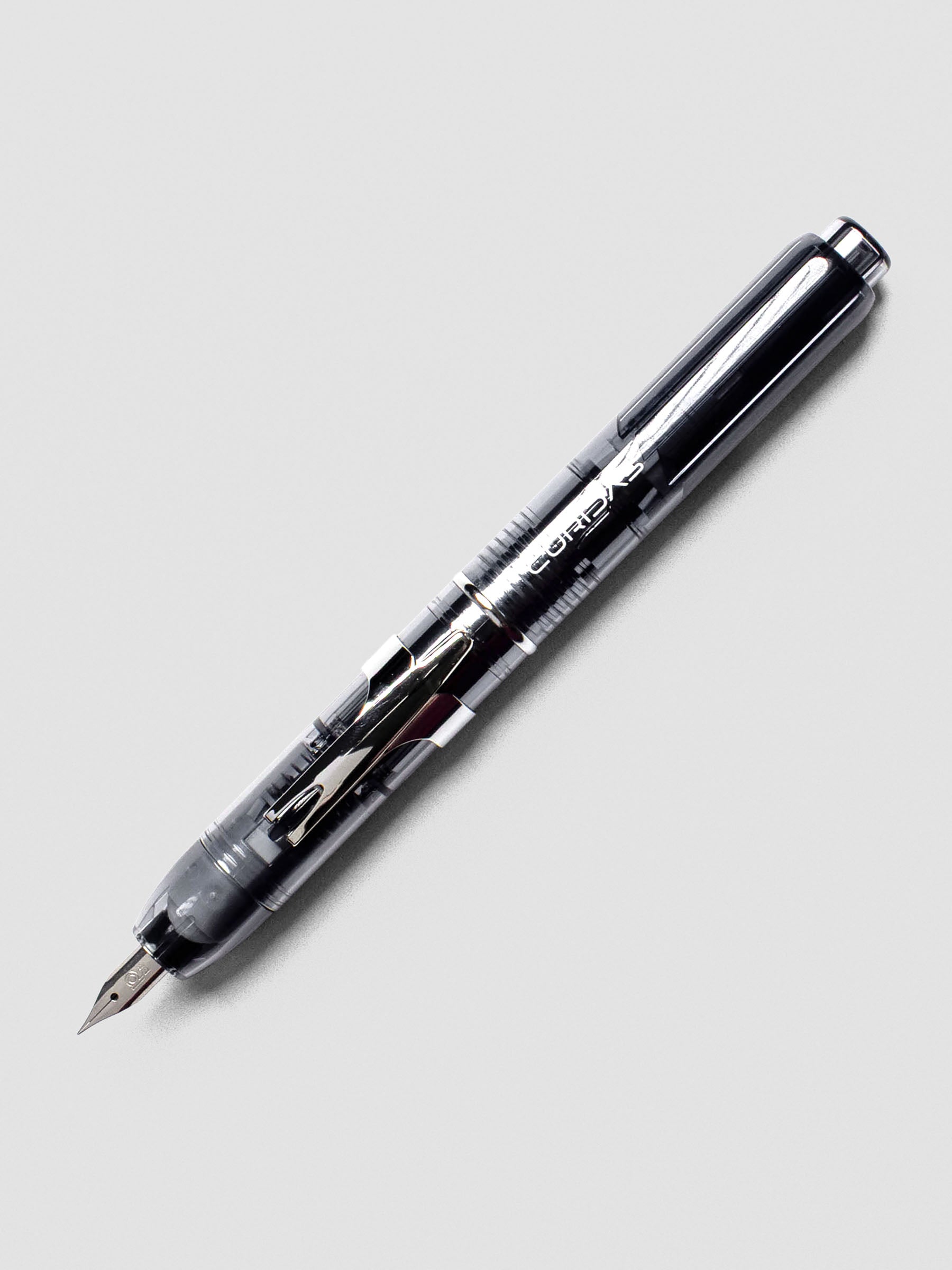 Platinum Curidas Fountain Pen in Graphite Smoke with extra fine nib, capped view.