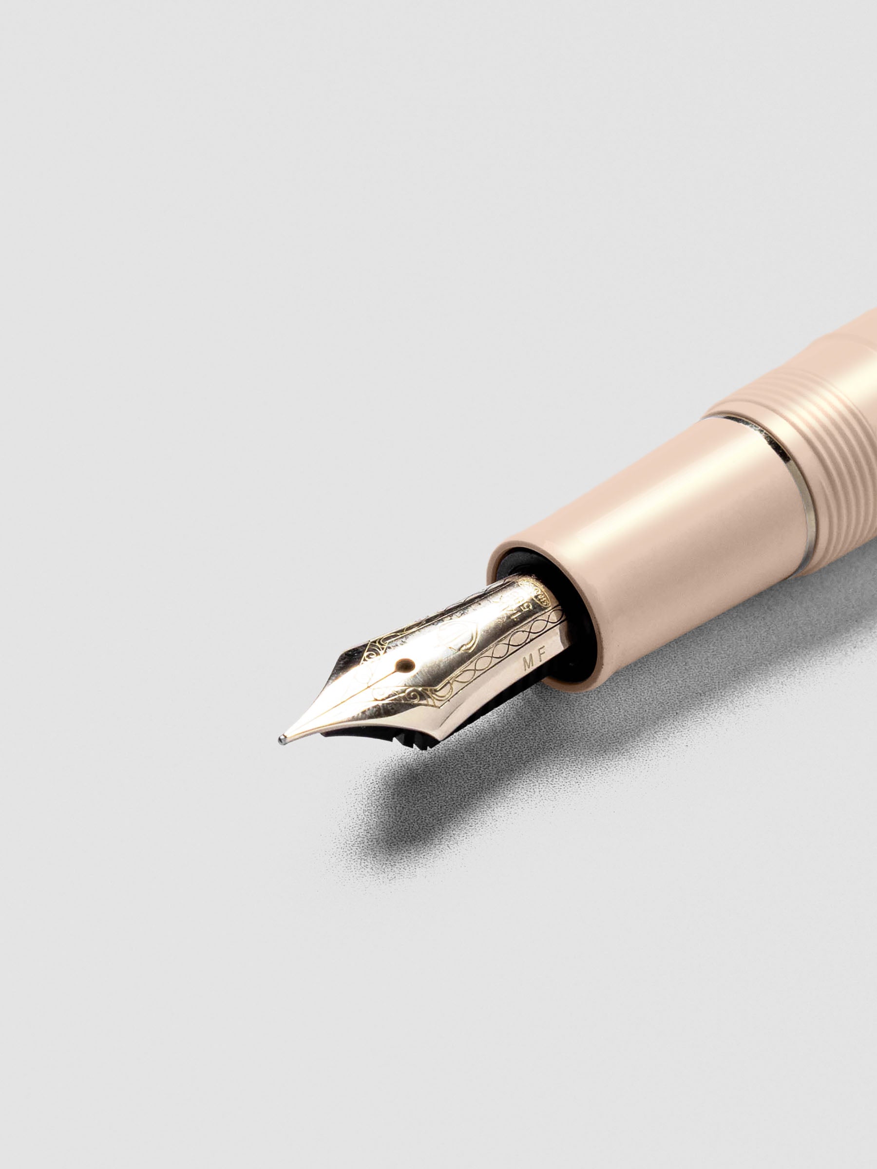 Close-up of the Sailor Pro Gear Slim Mini Fountain Pen nib in Zween Pink finish.
