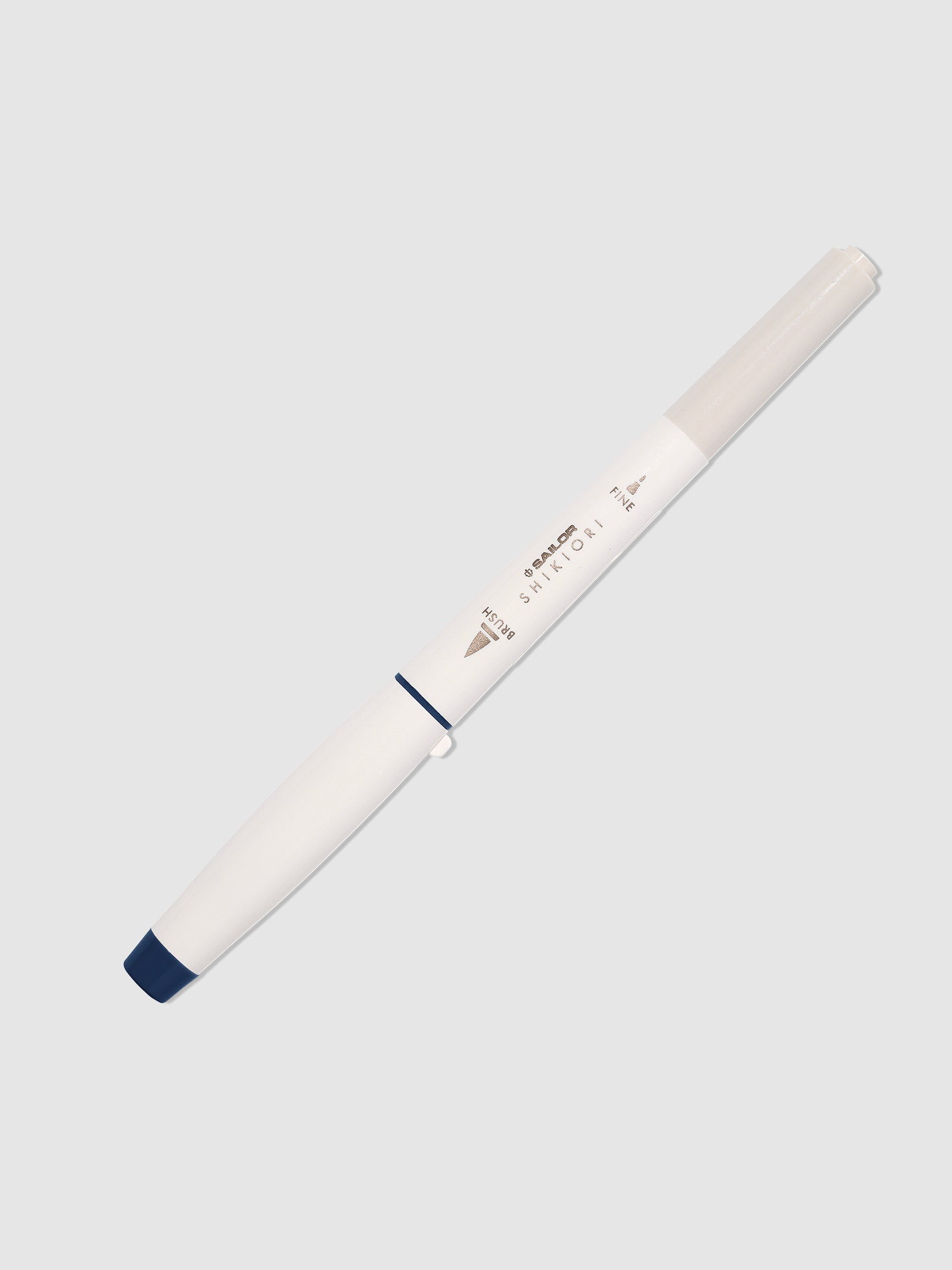Brush pen displayed on a neutral background. Color pictured is Yonaga.