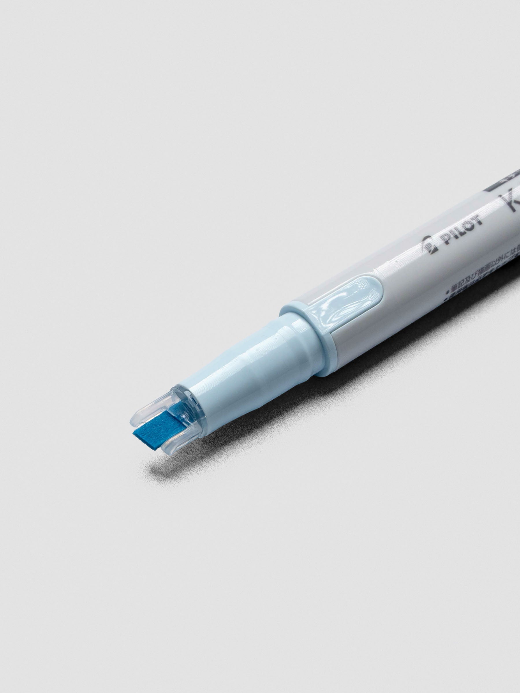 Pilot Kire-Na highlighter in Pale Blue, close product view.