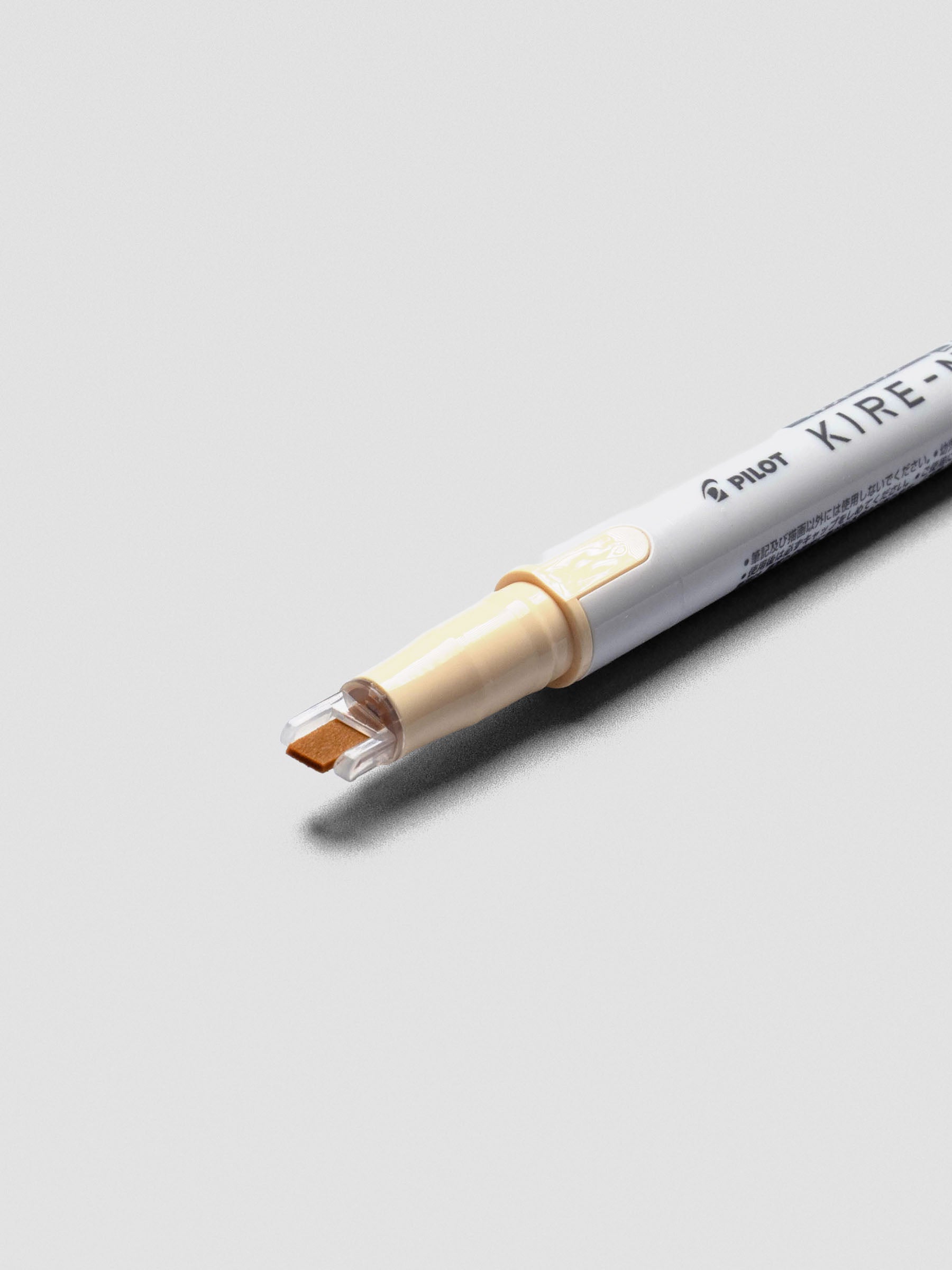 Pilot Kire-Na highlighter in Pale Orange, close product view.