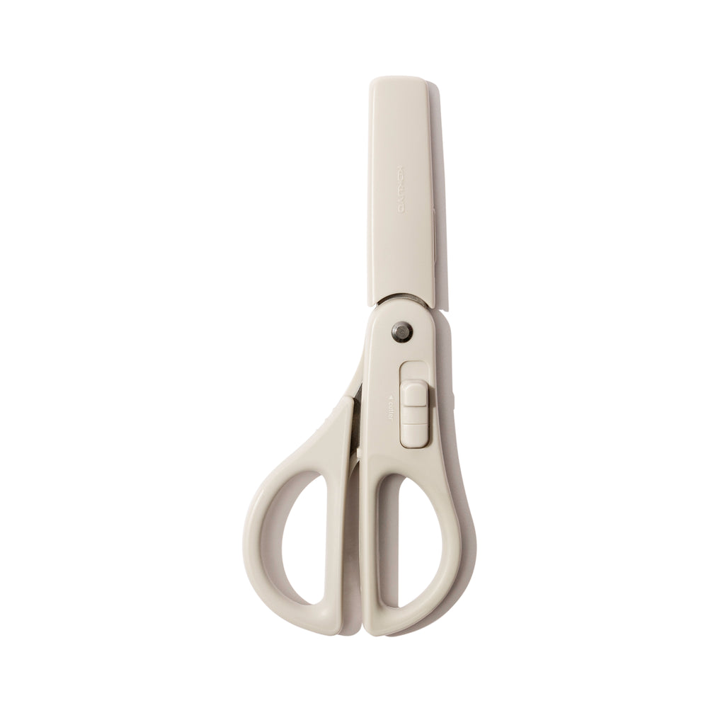 Kokuyo Hacoake 2-Way Scissors, Light Gray, Cloth and Paper. Scissors displayed sheathed on a white background.