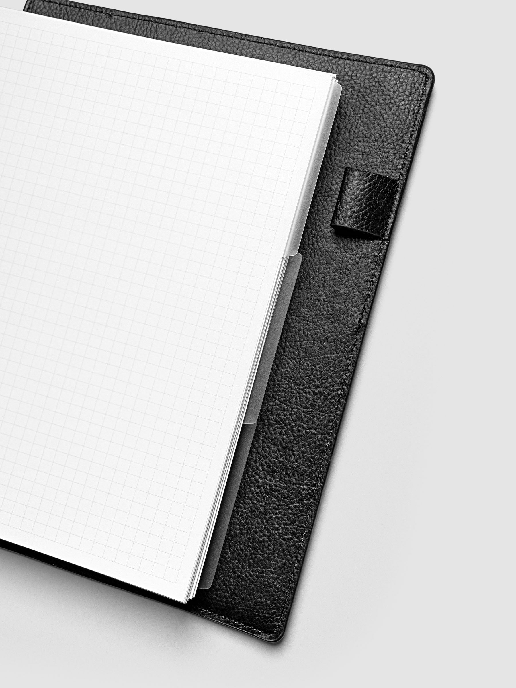 Blank, transparent side tab divider set shown in a HP Classic planner.