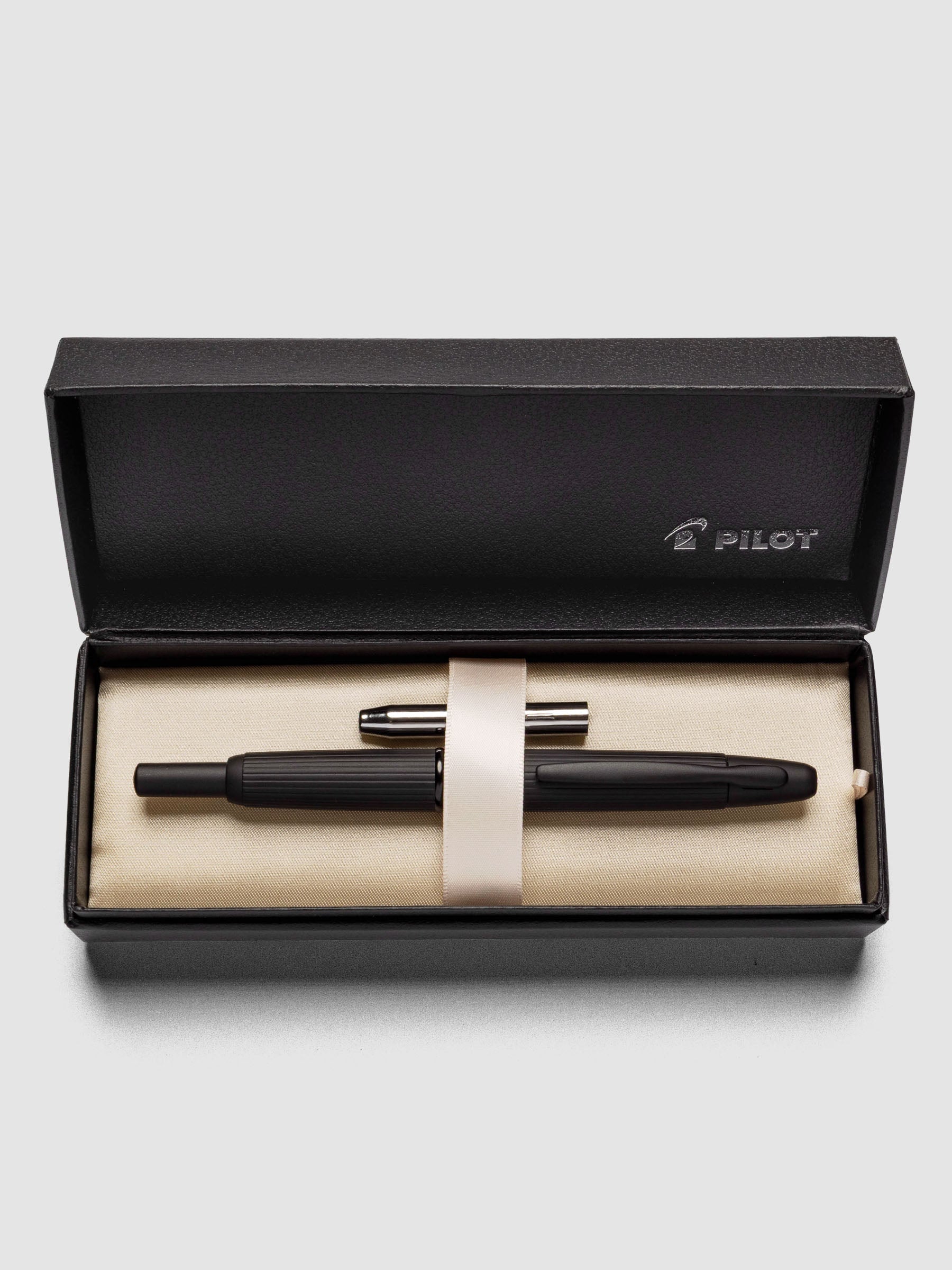 Black Stripes Pilot Vanishing Point Fountain Pen in box.