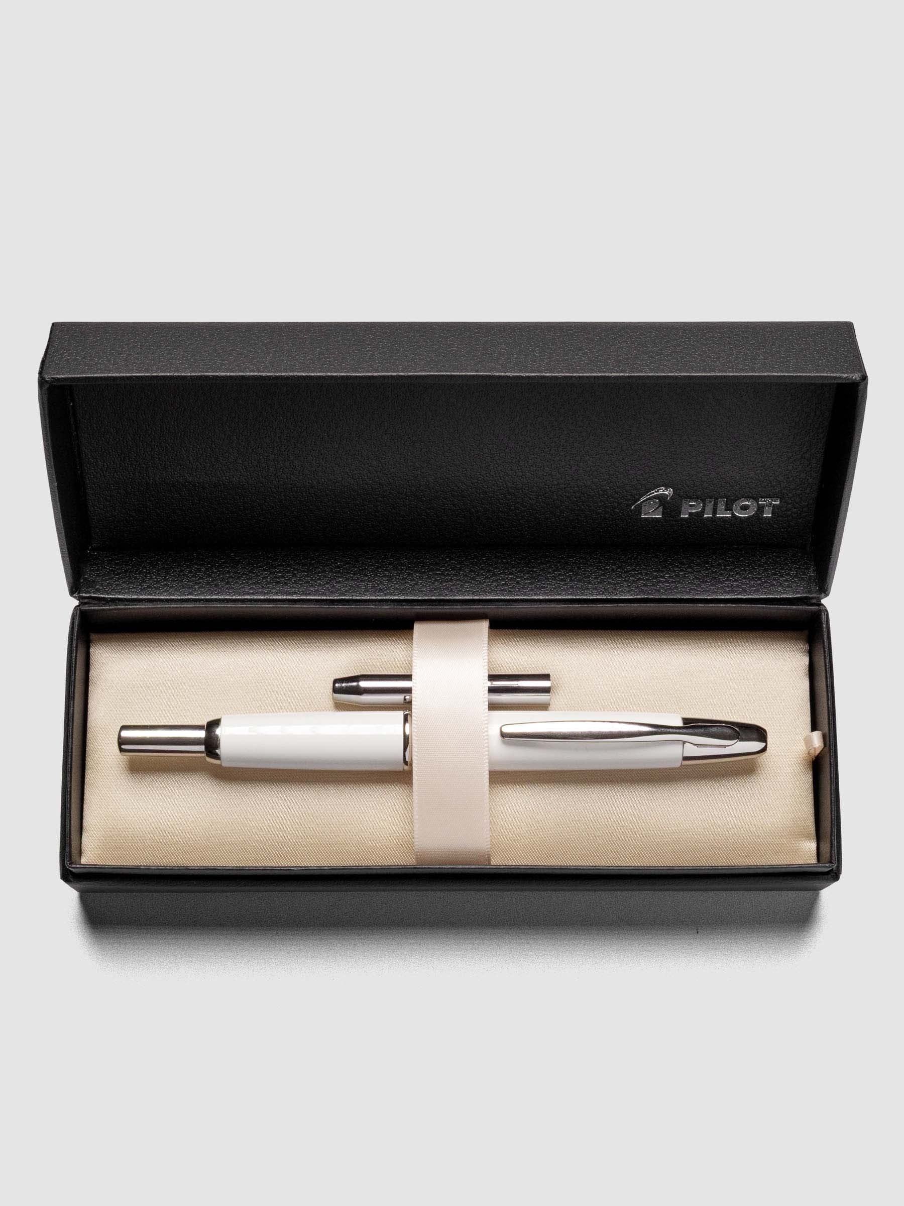 White Rhodium Pilot Vanishing Point Fountain Pen in box.