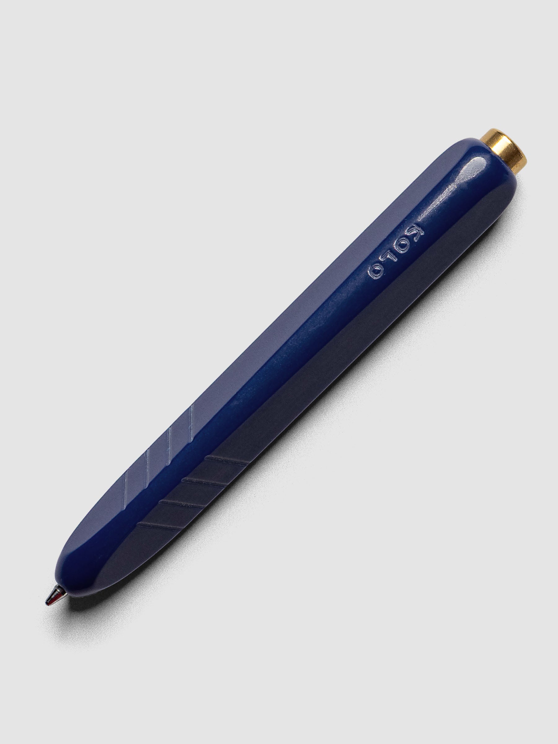 Kolo Tino Ballpoint Pen in option Acrylic Albert Blue with a cobalt blue barrel.
