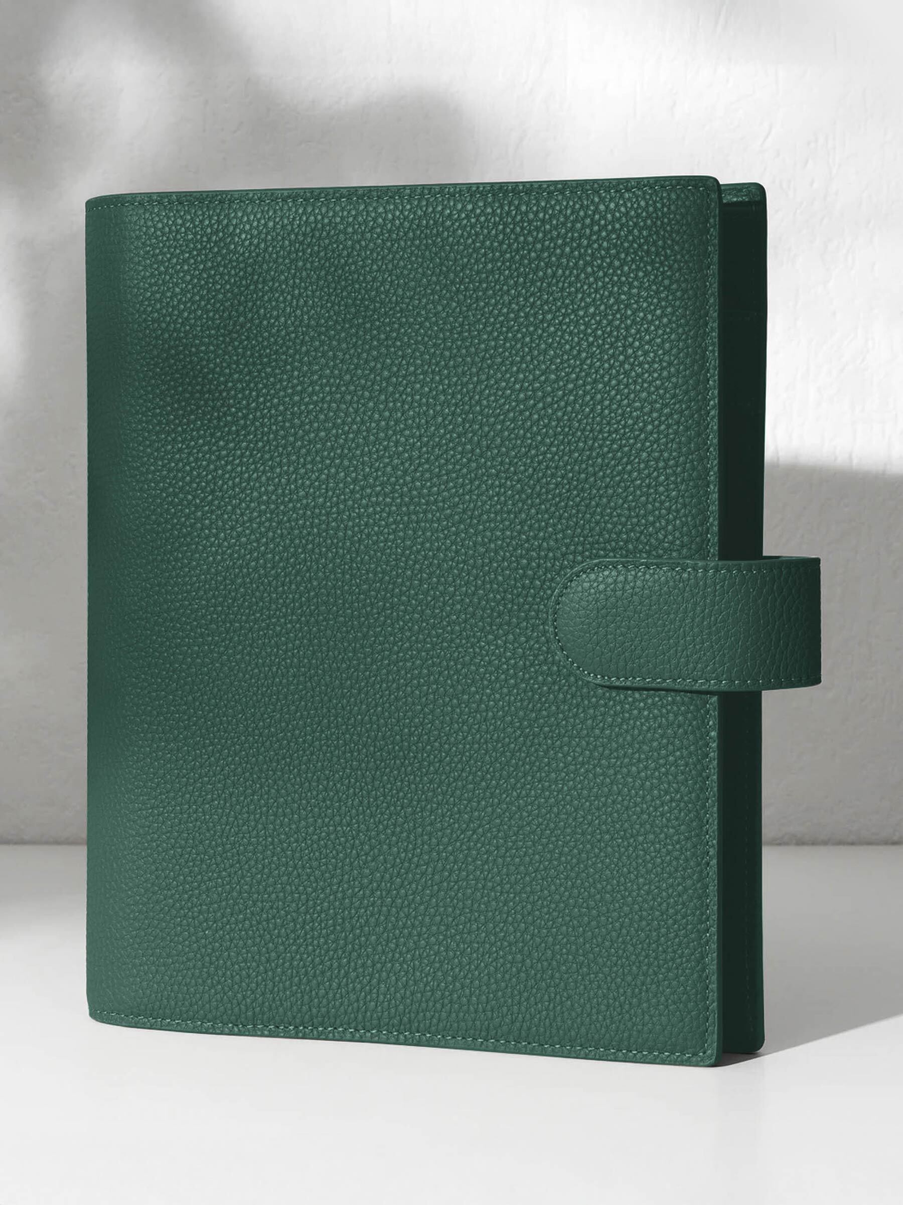 Legend leather agenda displayed on an off-white background. Size shown is A5.