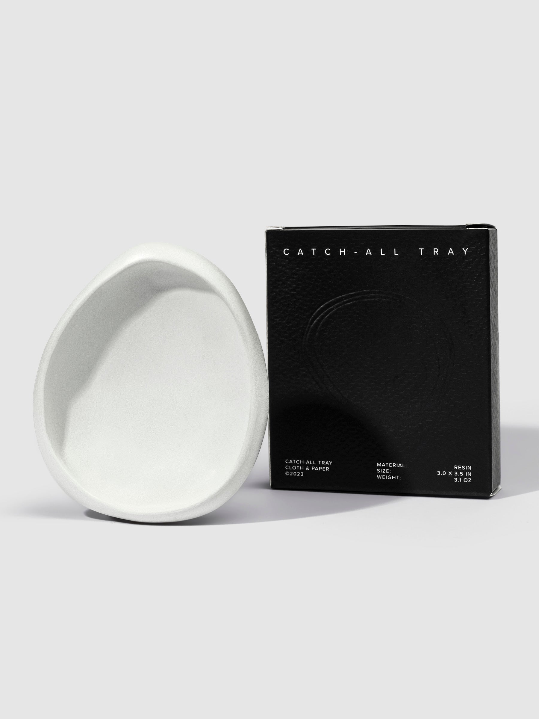 Small tray displayed with its packaging on a neutral background.