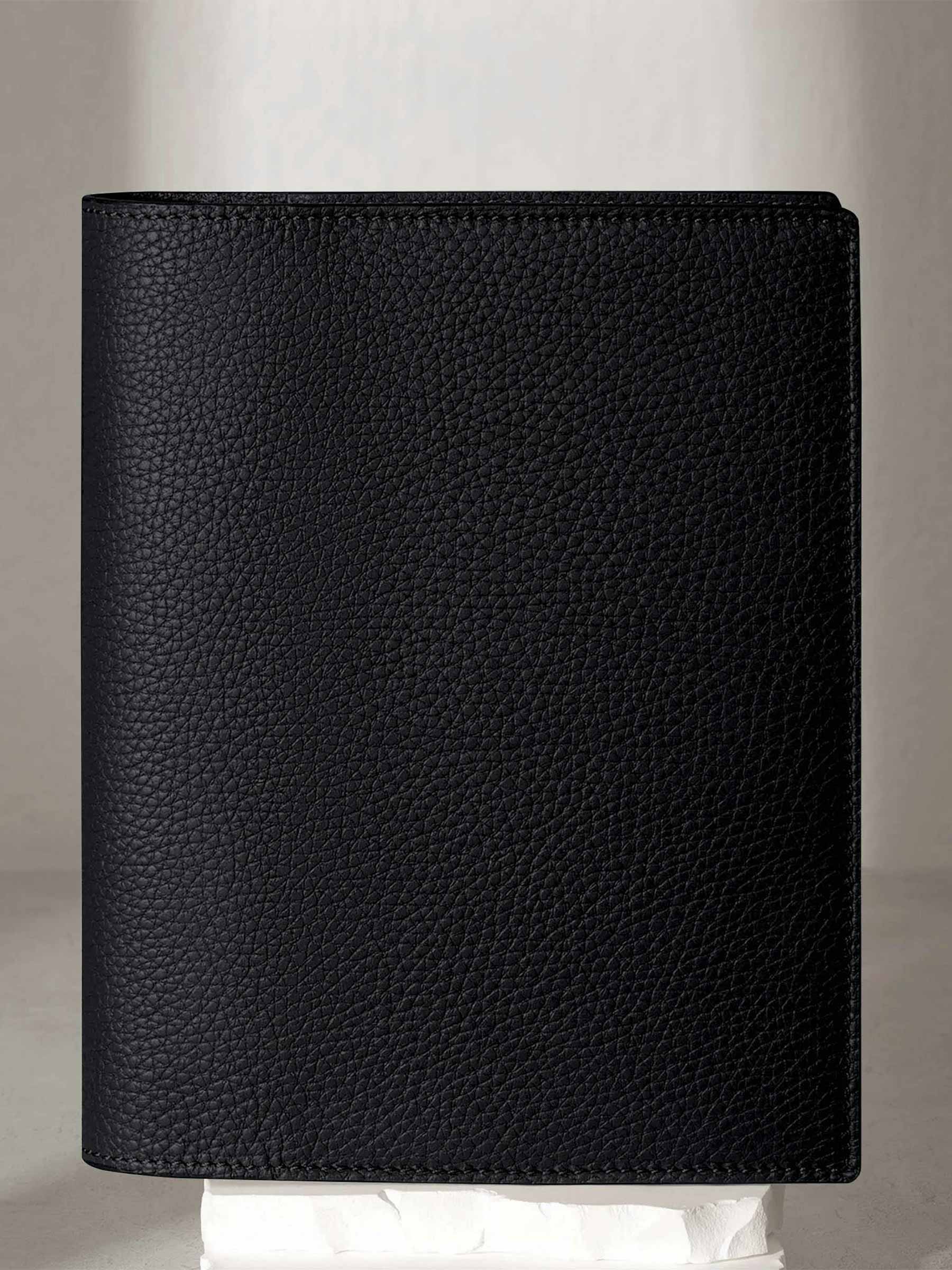 HP Classic folio displayed on a neutral background.