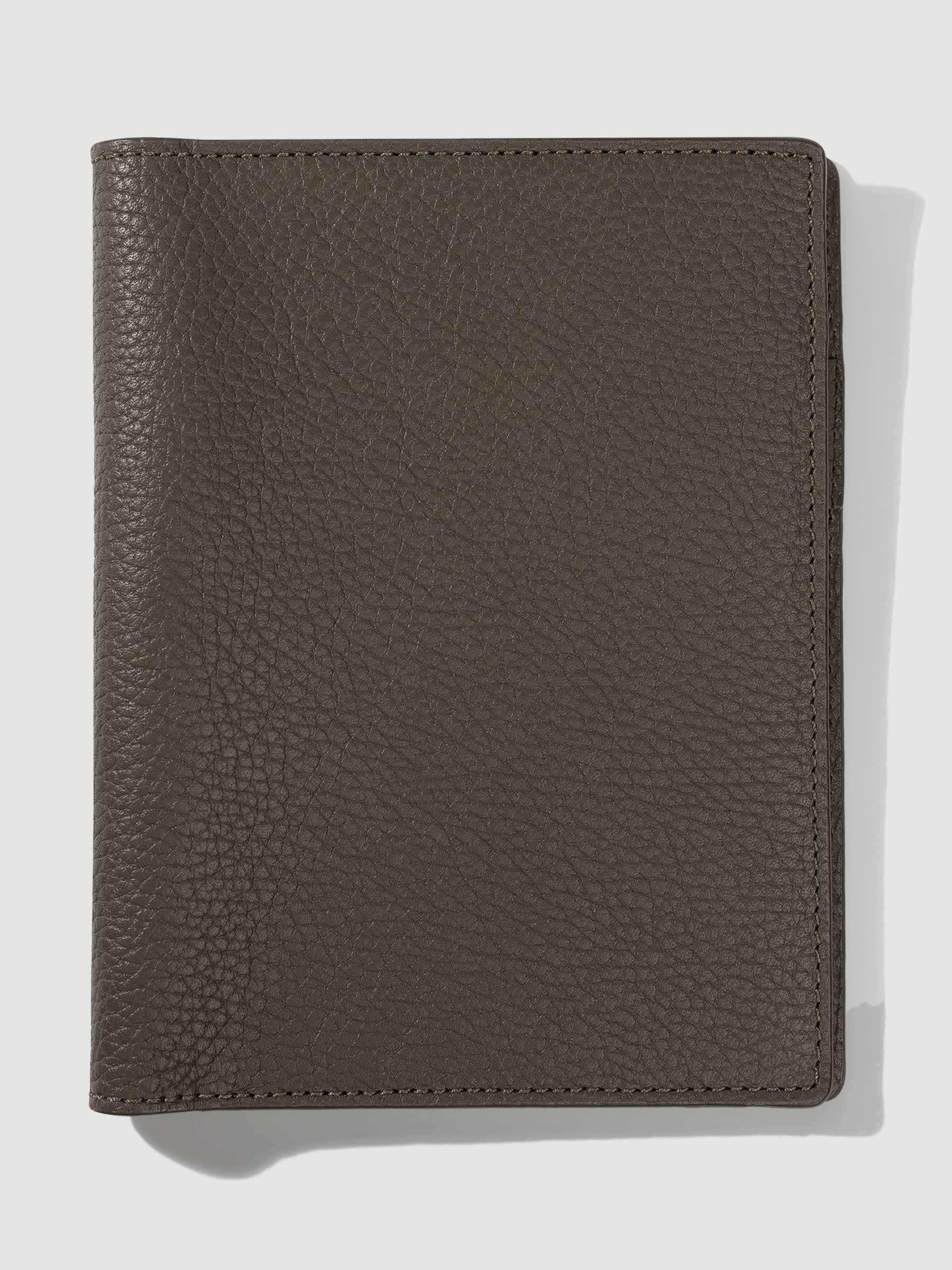 Leon folio displayed on a neutral background.