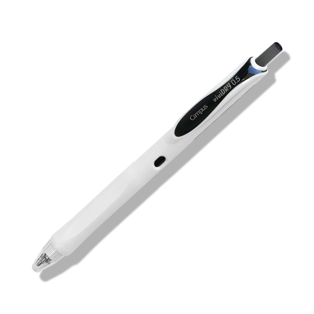 Kokuyo Campus viviDRY Retractable Gel Pen | Black | Cloth & Paper. Pen turned to the right against a white background.