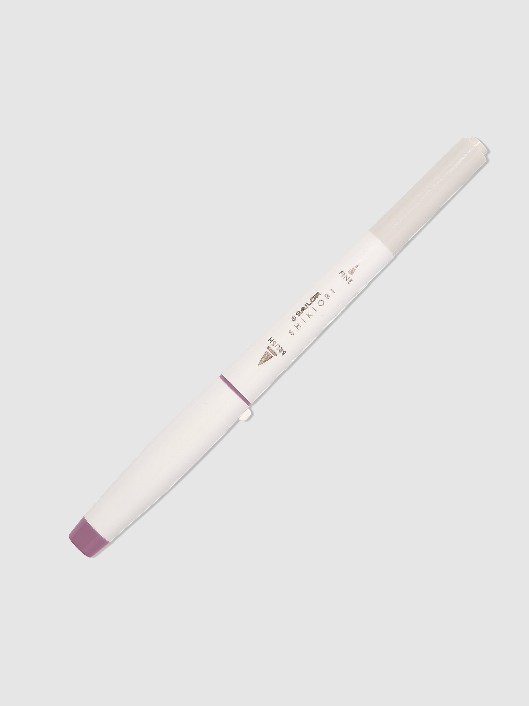 Brush pen displayed on a neutral background. Color pictured is Yozakura. 