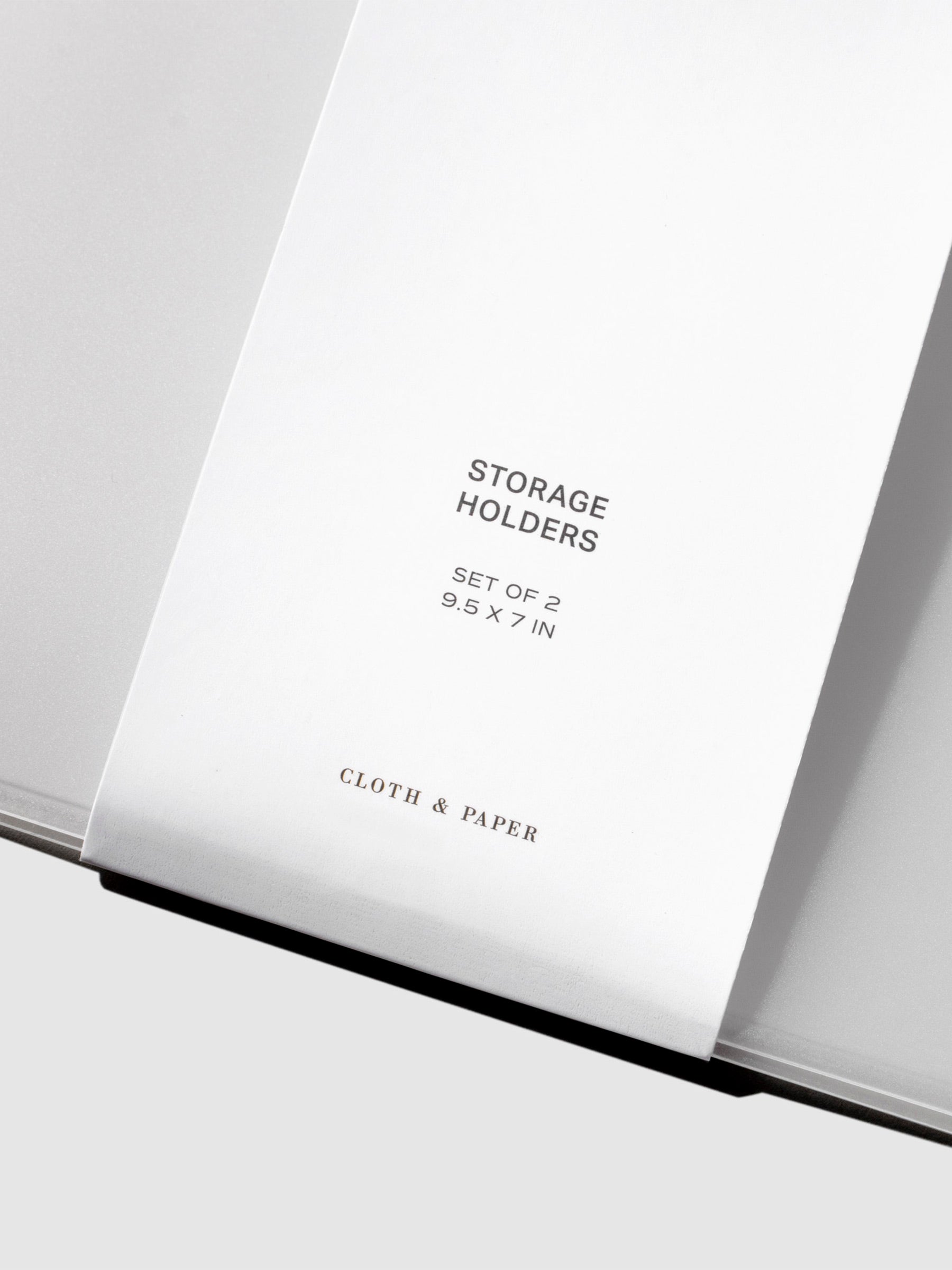 Closeup of belly band packaging on bag.