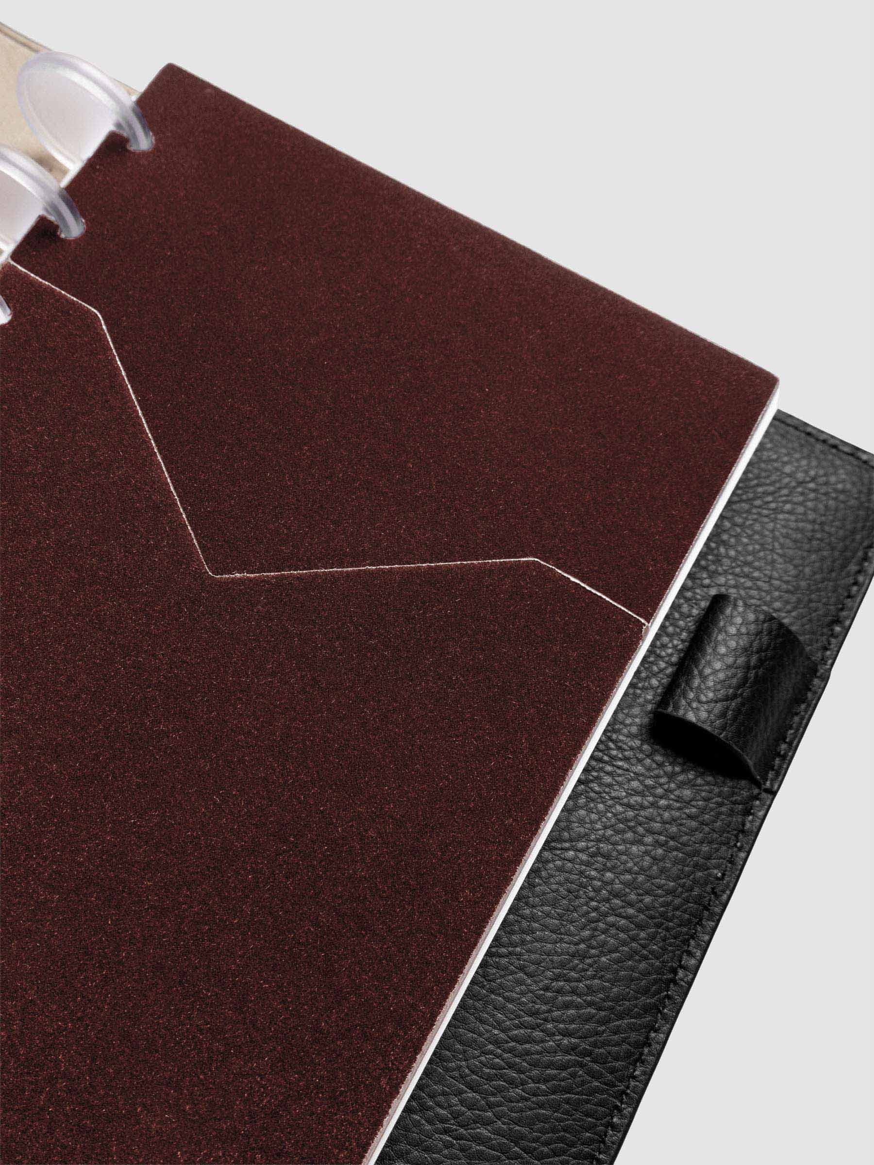 Close up image of the Velvet Pocket Folder in Bordeaux in the size Half Letter.