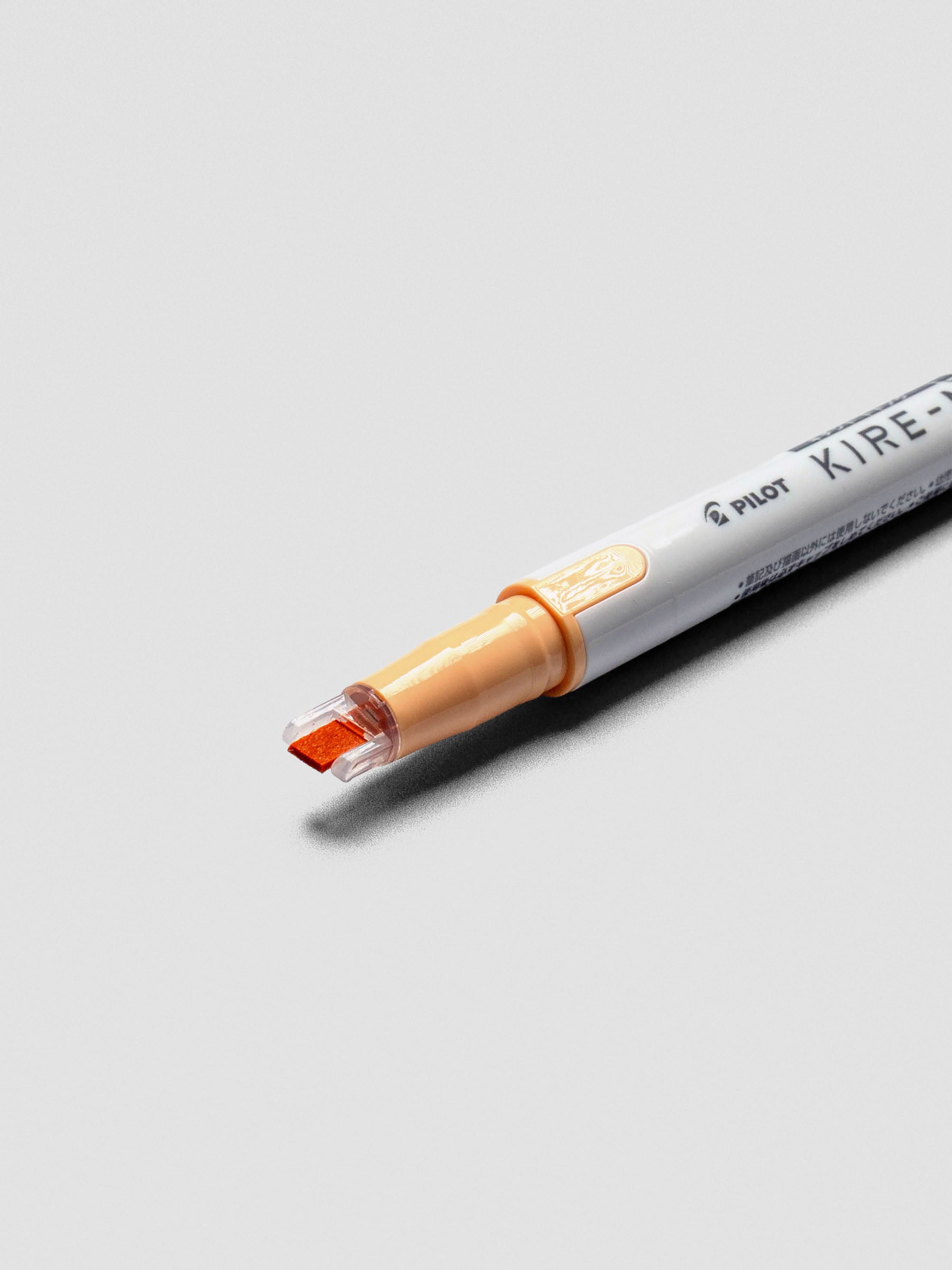 Pilot Kire-Na highlighter in Orange, close product view.