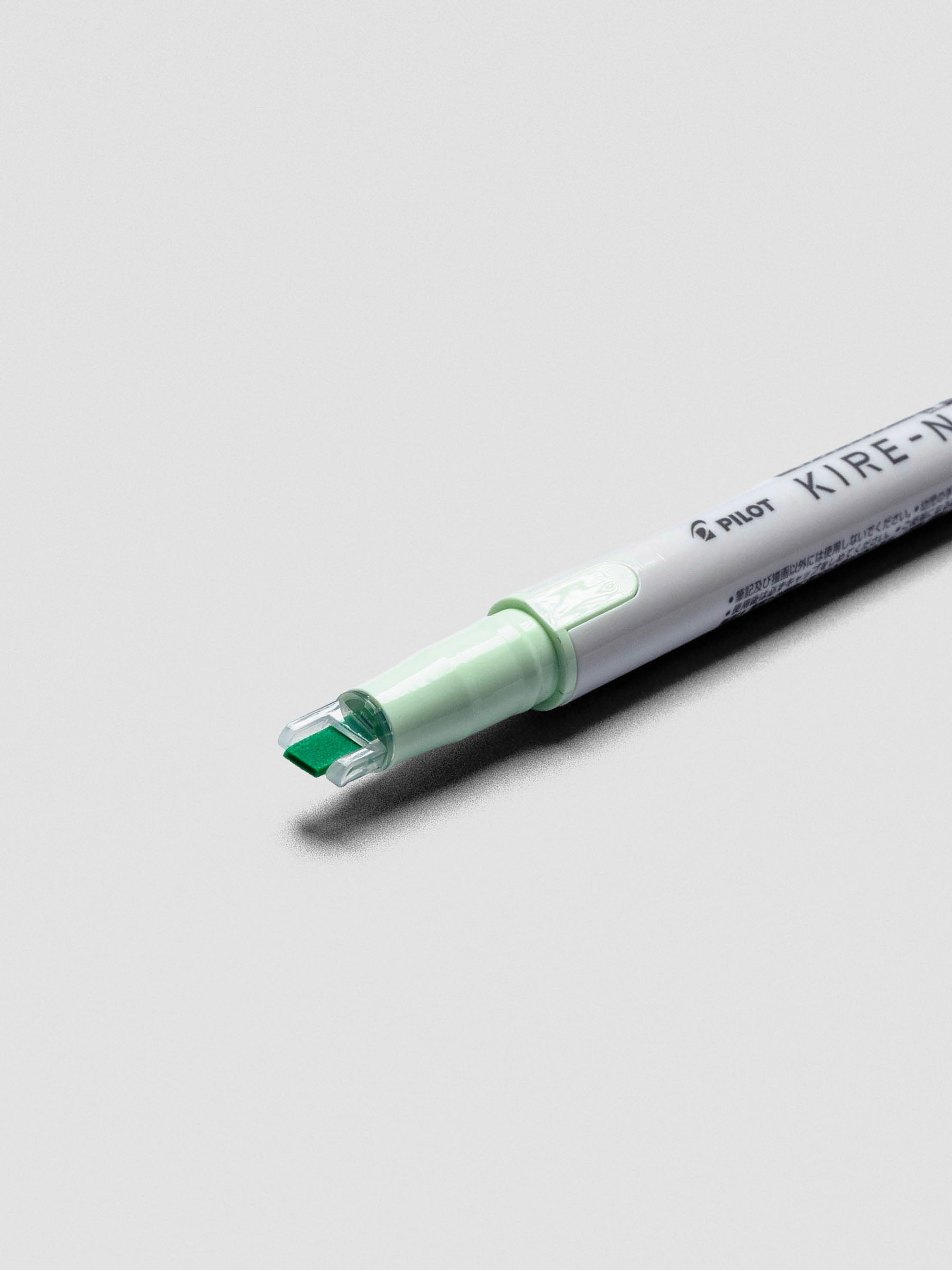 Pilot Kire-Na highlighter in Pale Green, close product view.
