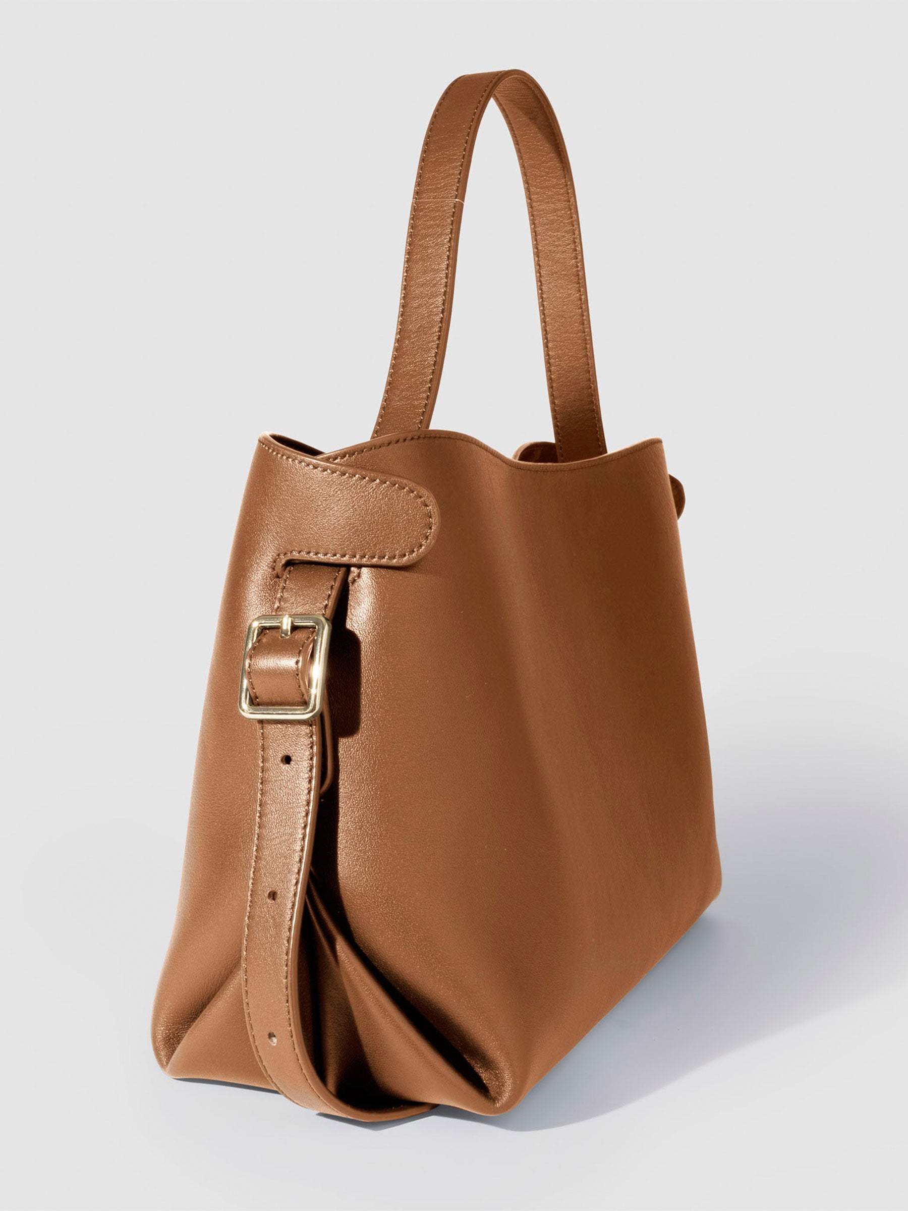 Bag shown from a three-quarter angle on a neutral background. Color shown is Alhambra.