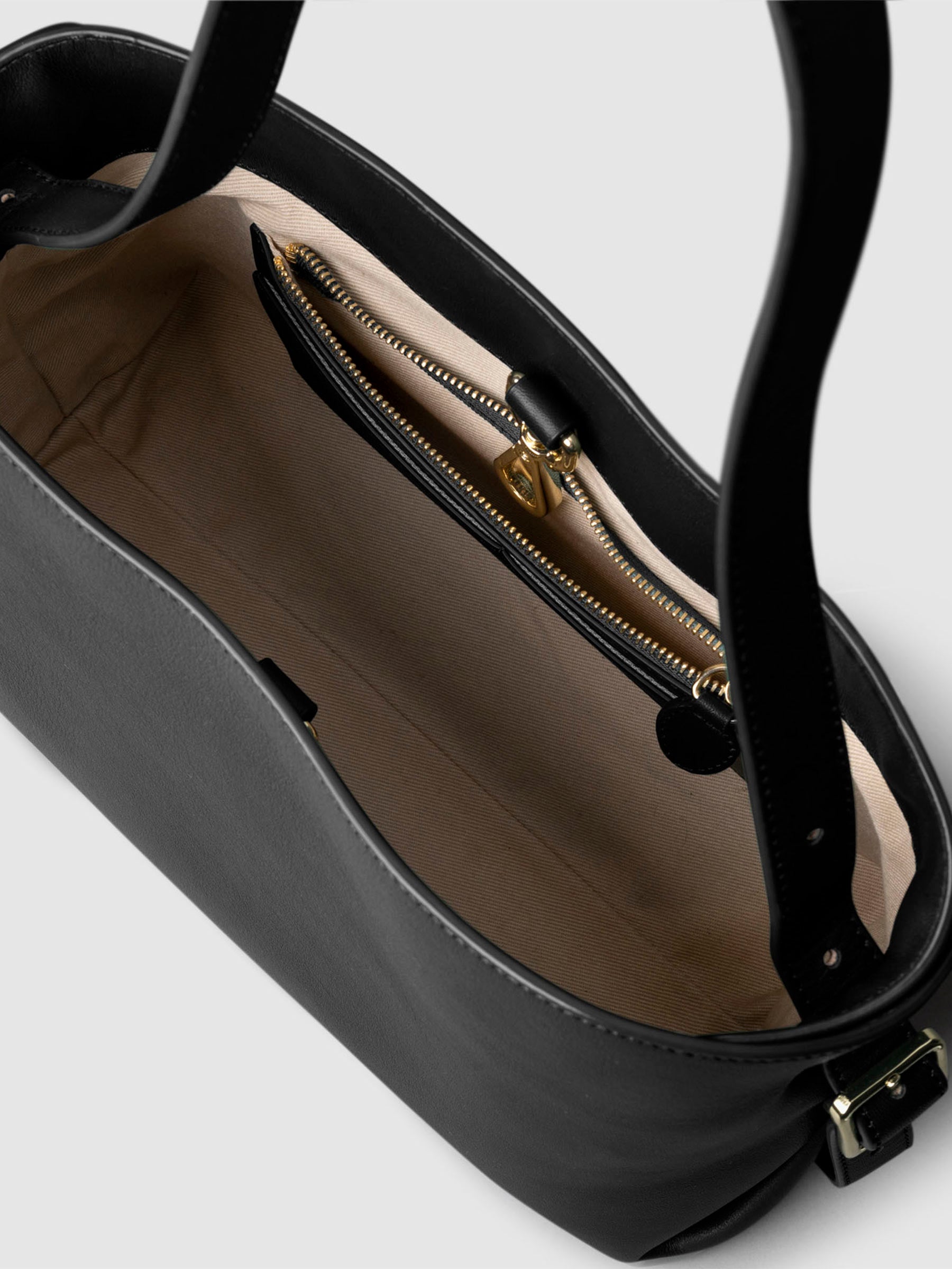 Bag shown from above, empty. Color shown is Padrillo.